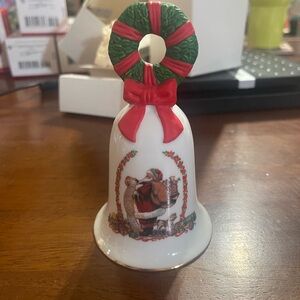 1995 Avon Christmas Bell